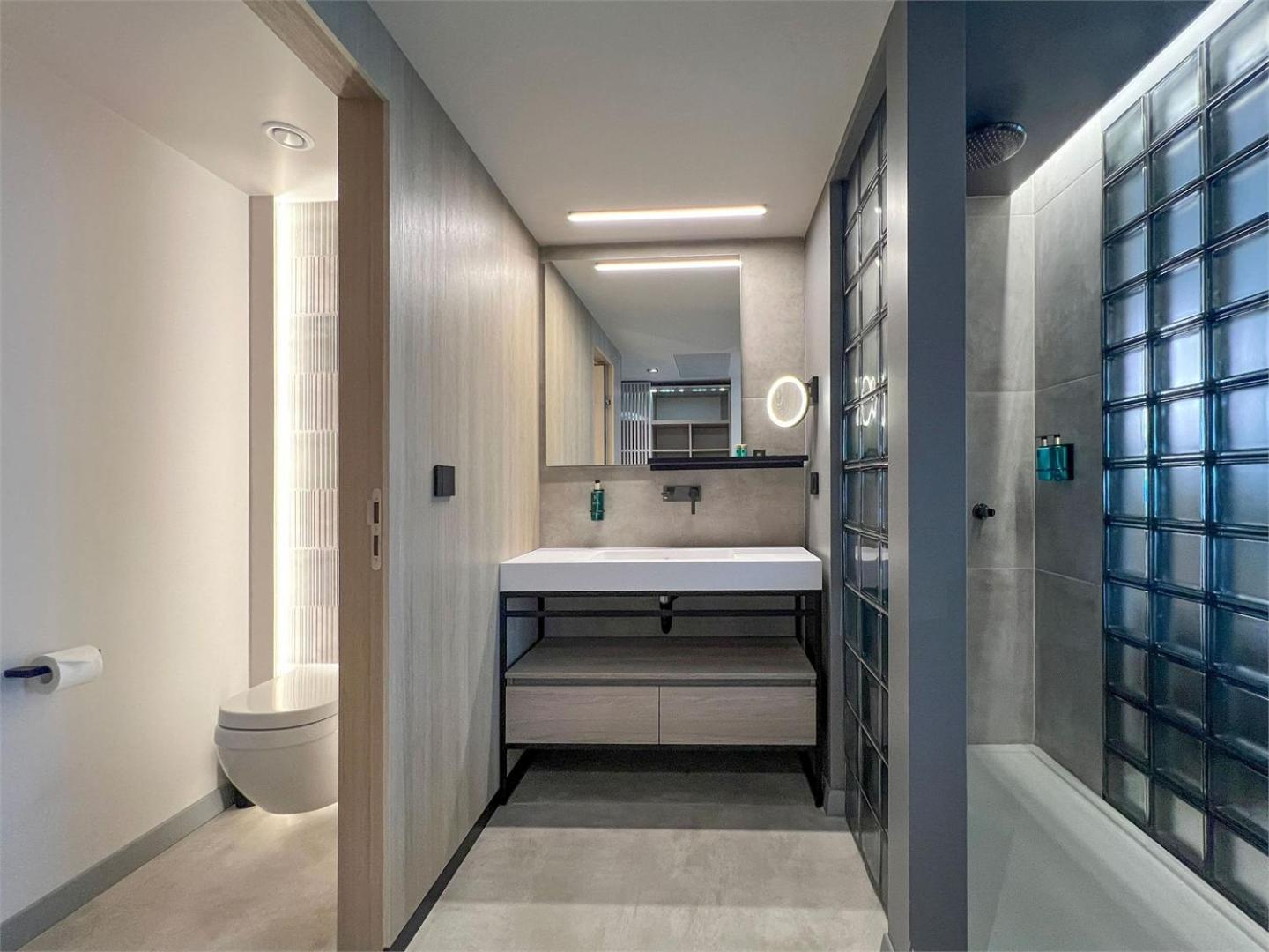 Deluxe Double Sea View Room /2 adults/ with unlimited access to Calma SPA Center